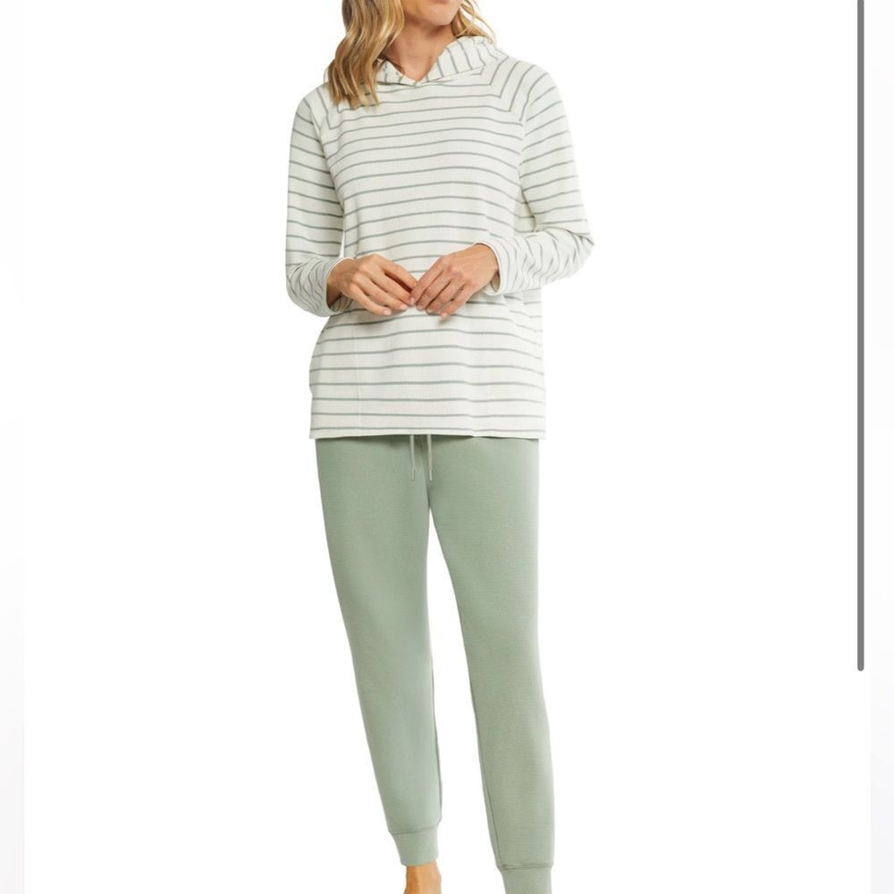 *NEW *Max and Mia striped waffle knit lounge set ladies size small